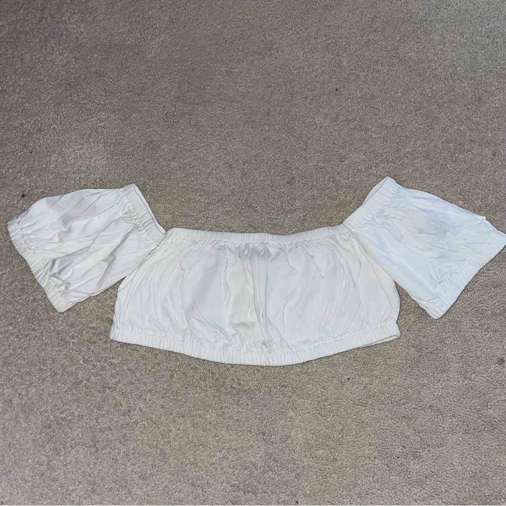 Aritzia Wilfred crop top